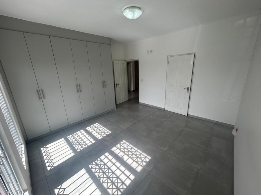 2 Bedroom Property for Sale in Beacon Bay Eastern Cape